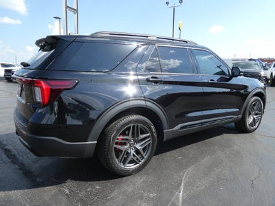 2025 Ford Explorer ST-Line 4WD