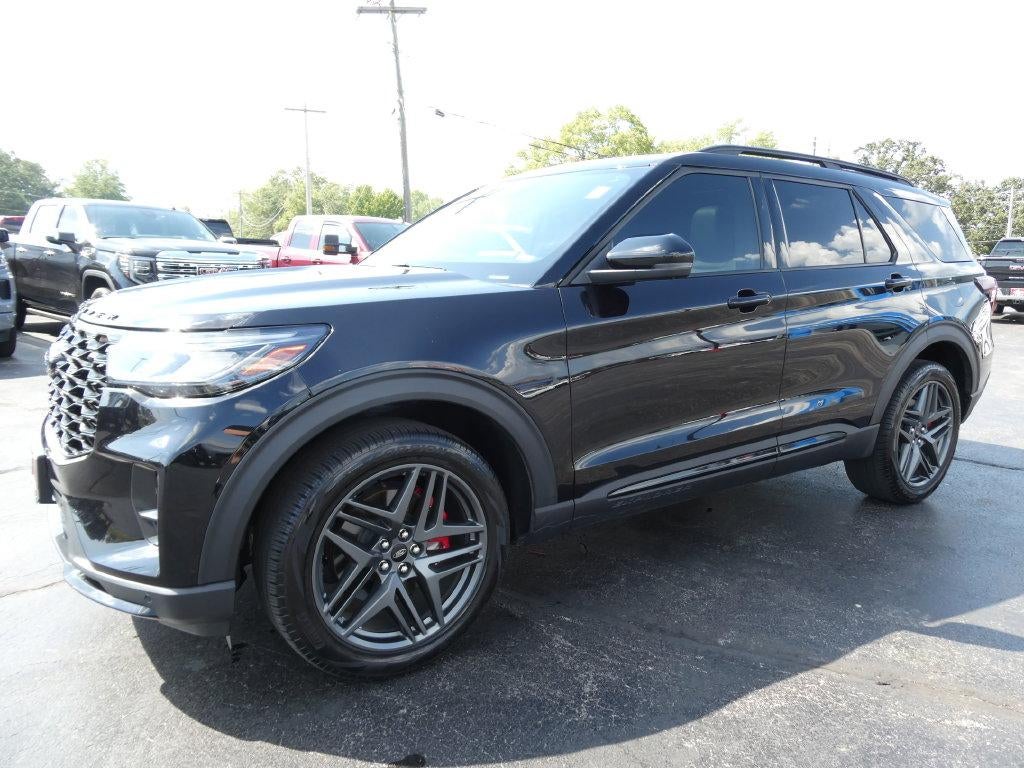 2025 Ford Explorer ST-Line 4WD