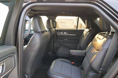 2025 Ford Explorer ST-Line 4WD