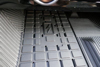 2025 Ford Explorer ST-Line 4WD