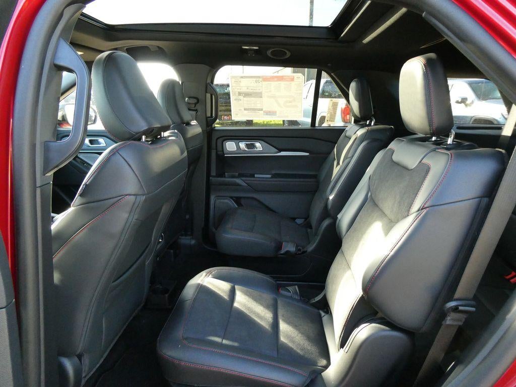 2026 Ford Explorer ST 4WD