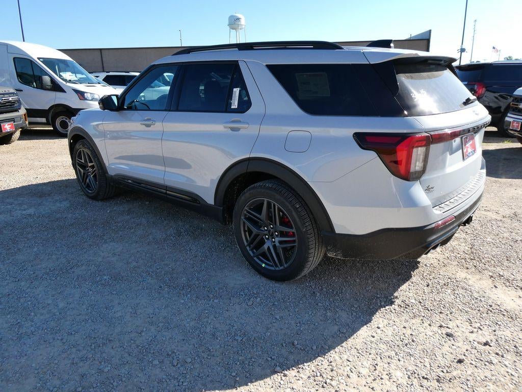 2026 Ford Explorer ST 4WD