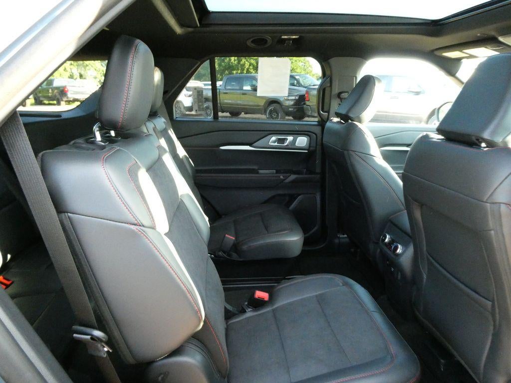 2026 Ford Explorer ST 4WD