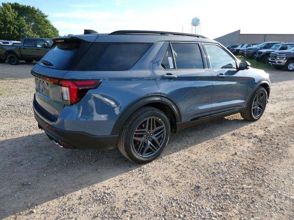 2026 Ford Explorer ST 4WD