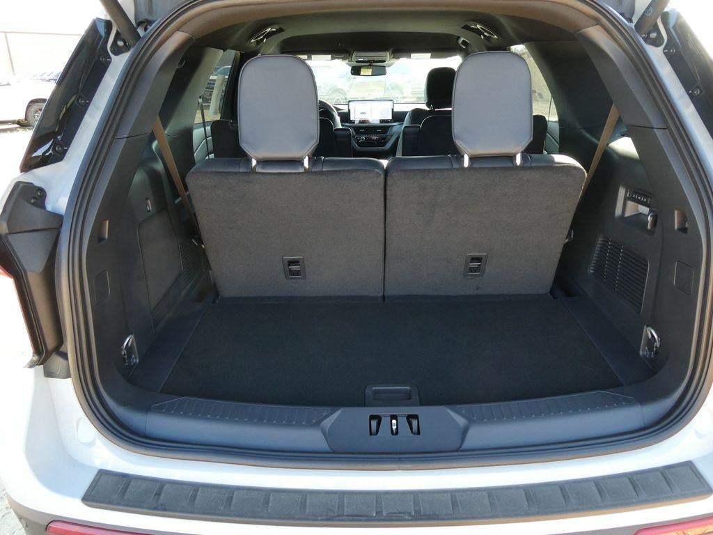2027 Ford Explorer ST 4WD