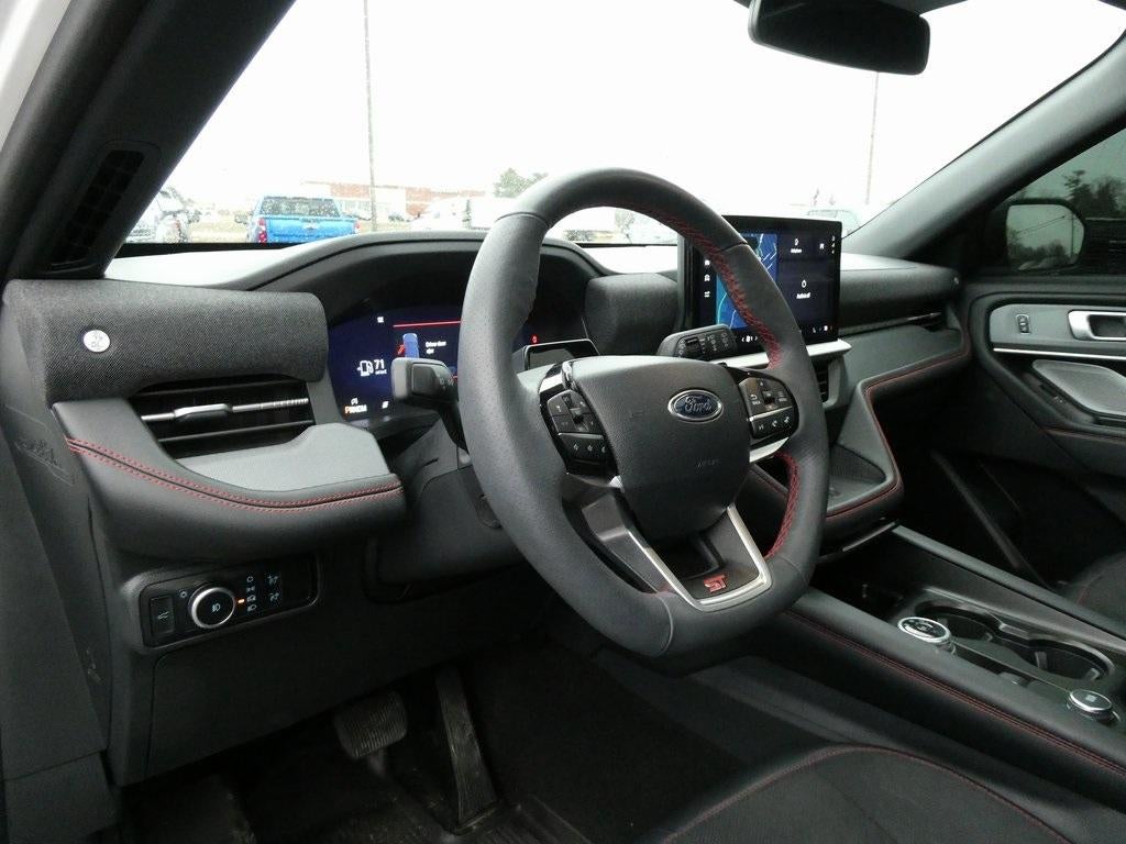 2025 Ford Explorer ST 4WD