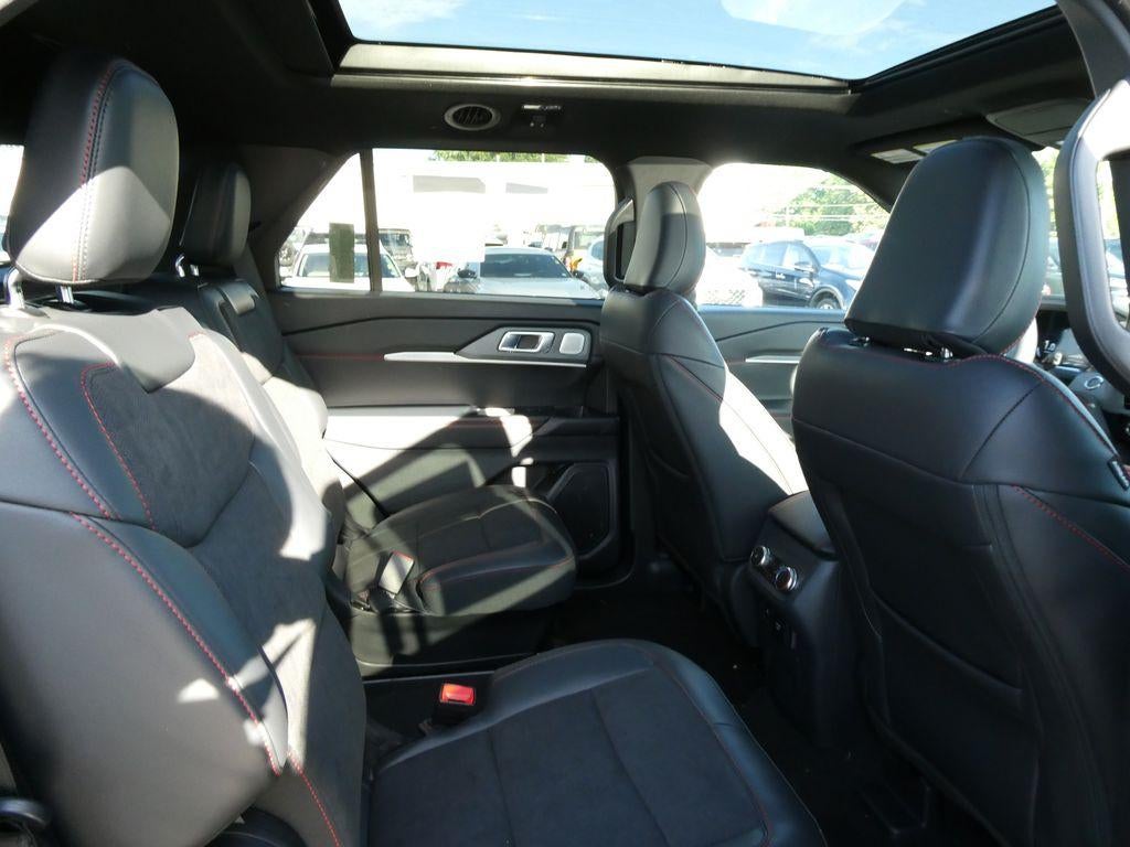 2026 Ford Explorer ST 4WD