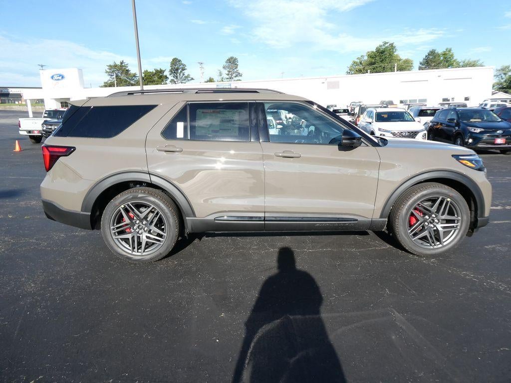 2026 Ford Explorer ST 4WD