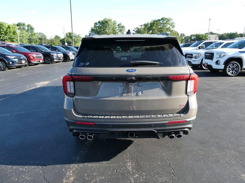 2026 Ford Explorer ST 4WD