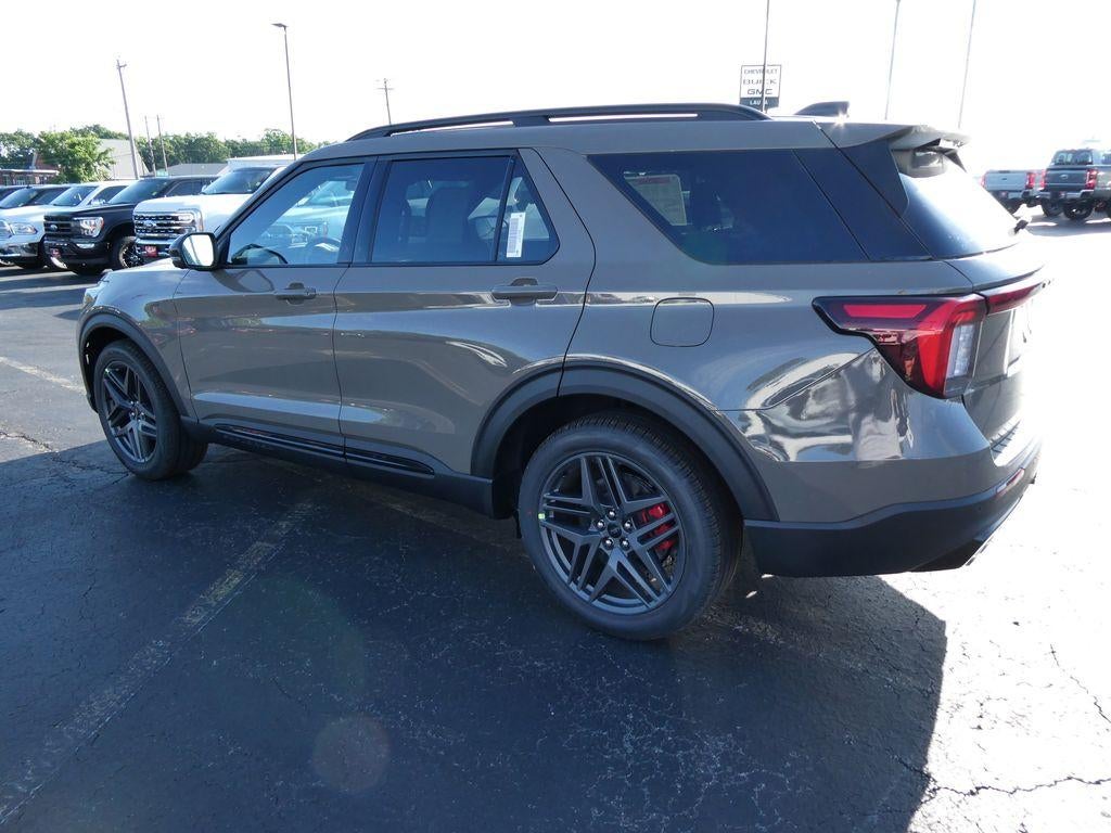 2026 Ford Explorer ST 4WD