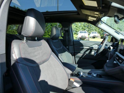 2026 Ford Explorer ST 4WD