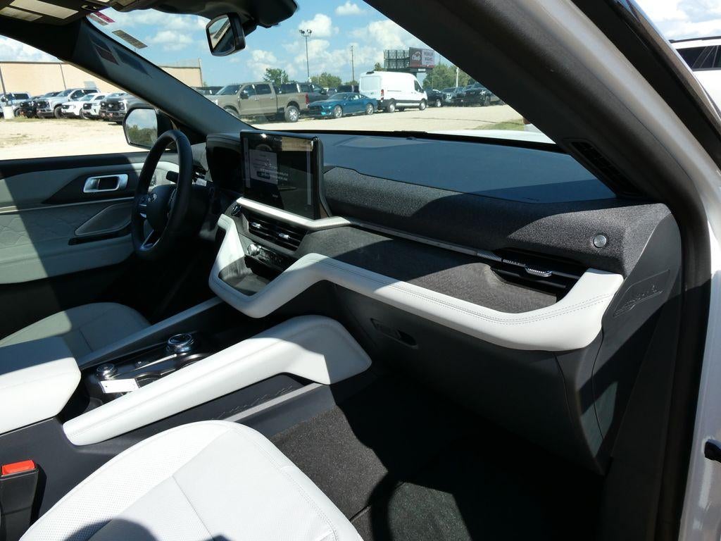2027 Ford Explorer Platinum 4WD