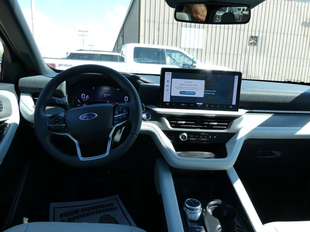 2027 Ford Explorer Platinum 4WD