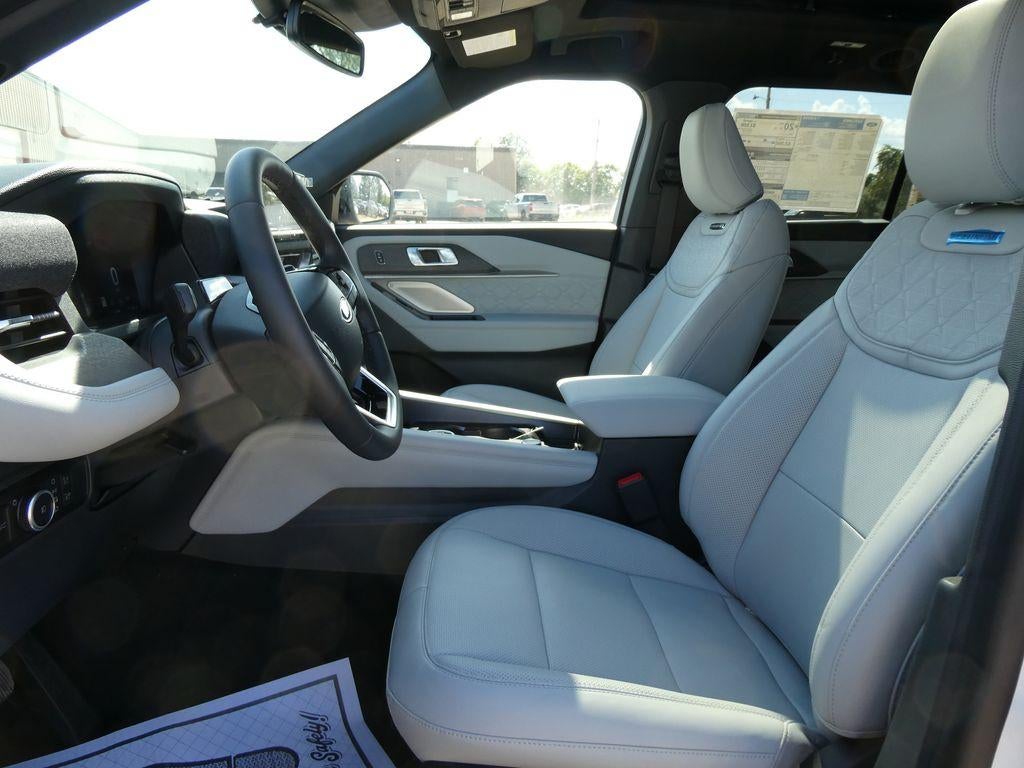 2027 Ford Explorer Platinum 4WD
