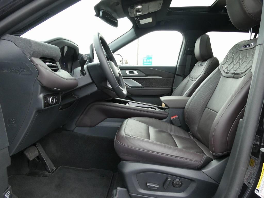 2025 Ford Explorer Platinum 4WD