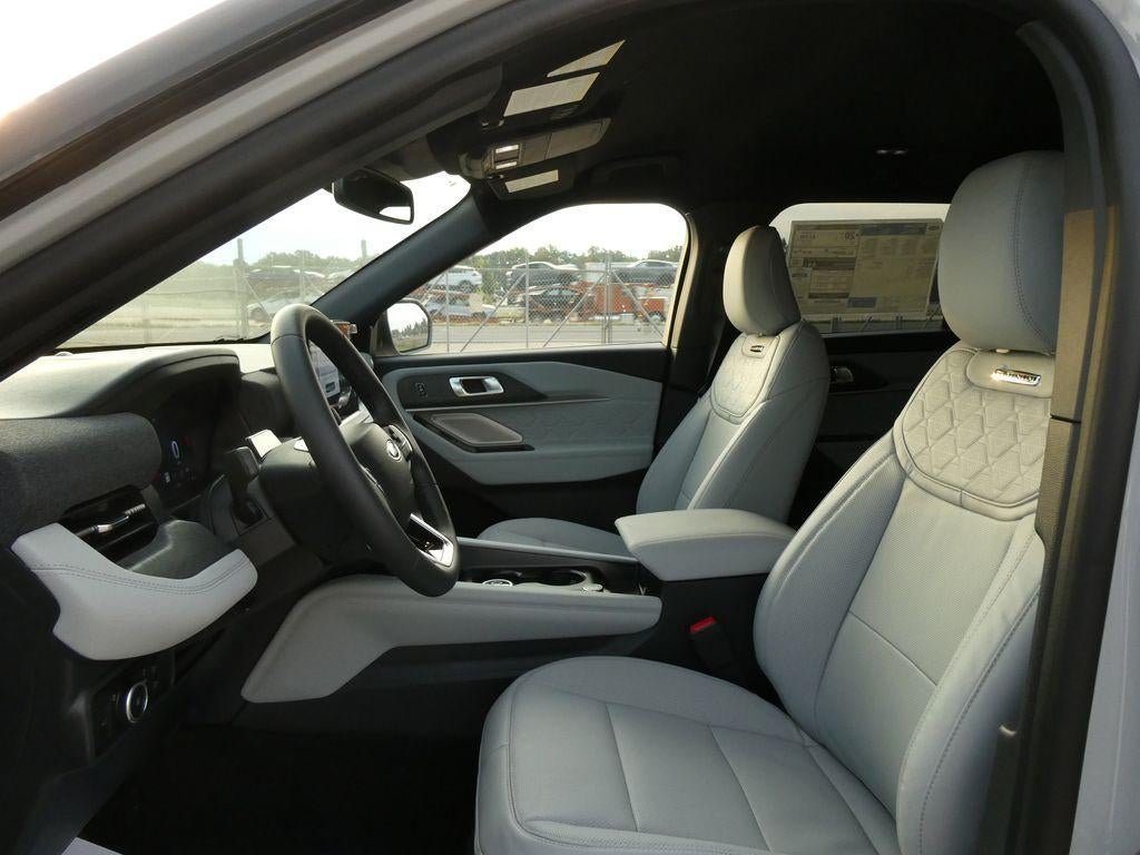 2027 Ford Explorer Platinum 4WD