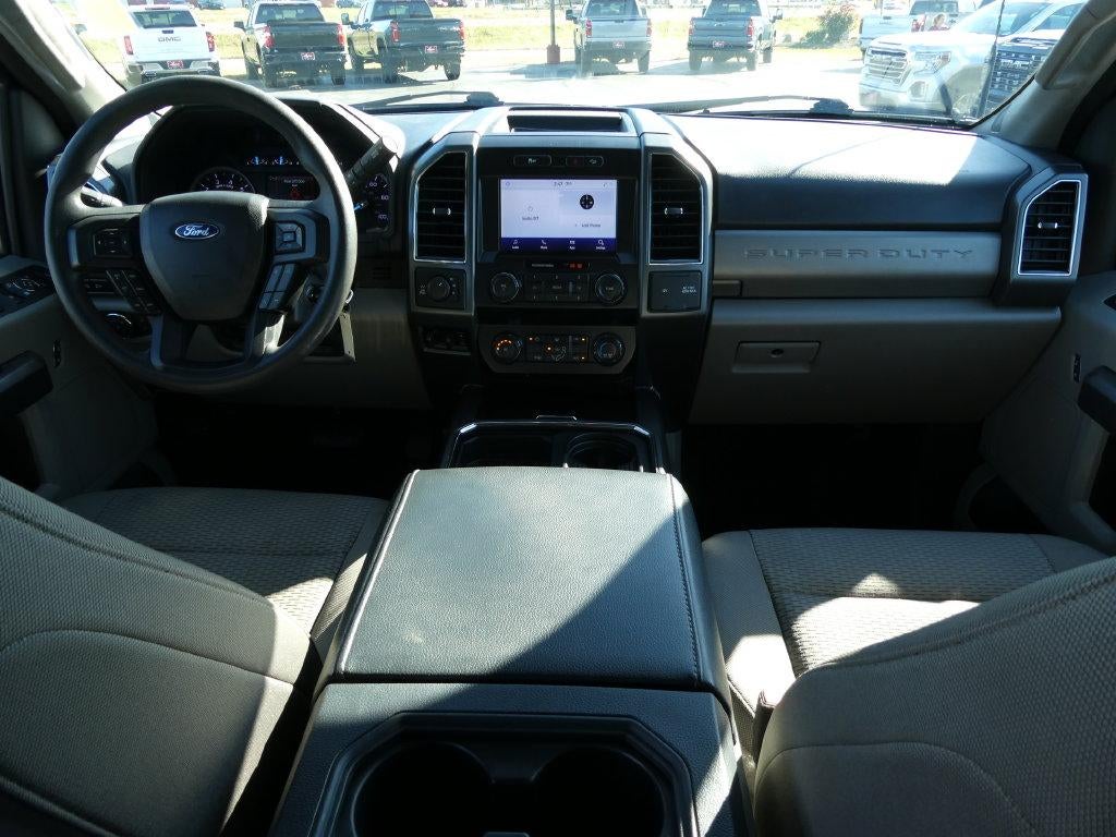 2022 Ford Super Duty F-250 SRW XLT 4WD Crew Cab 6.75' Box