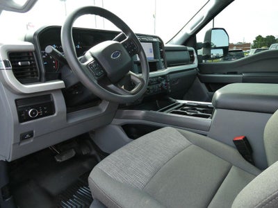 2024 Ford Super Duty F-250 SRW XLT 4WD Crew Cab 6.75' Box