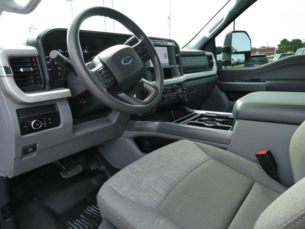 2024 Ford Super Duty F-250 SRW XLT 4WD Crew Cab 6.75' Box