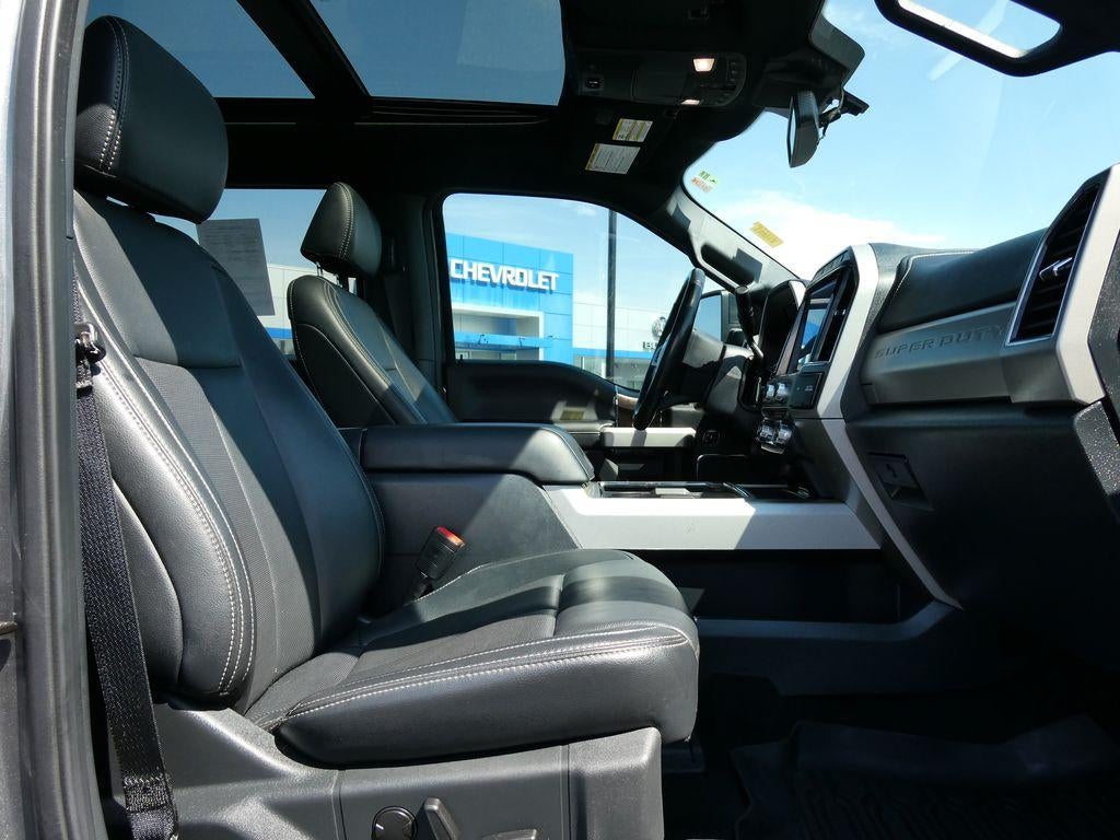 2022 Ford Super Duty F-250 SRW LARIAT 4WD Crew Cab 6.75' Box