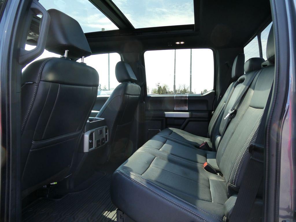 2022 Ford Super Duty F-250 SRW LARIAT 4WD Crew Cab 6.75' Box