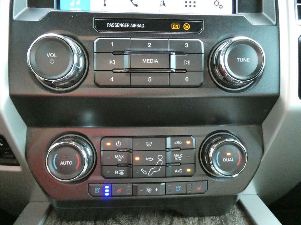 2019 Ford Super Duty F-250 SRW LARIAT 4WD Crew Cab 6.75' Box