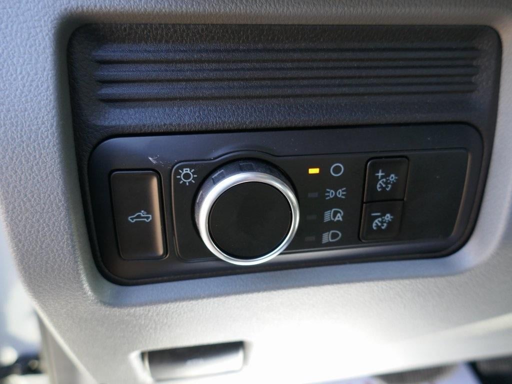 2026 Ford Super Duty F-250 SRW XL 4WD Crew Cab 6.75' Box