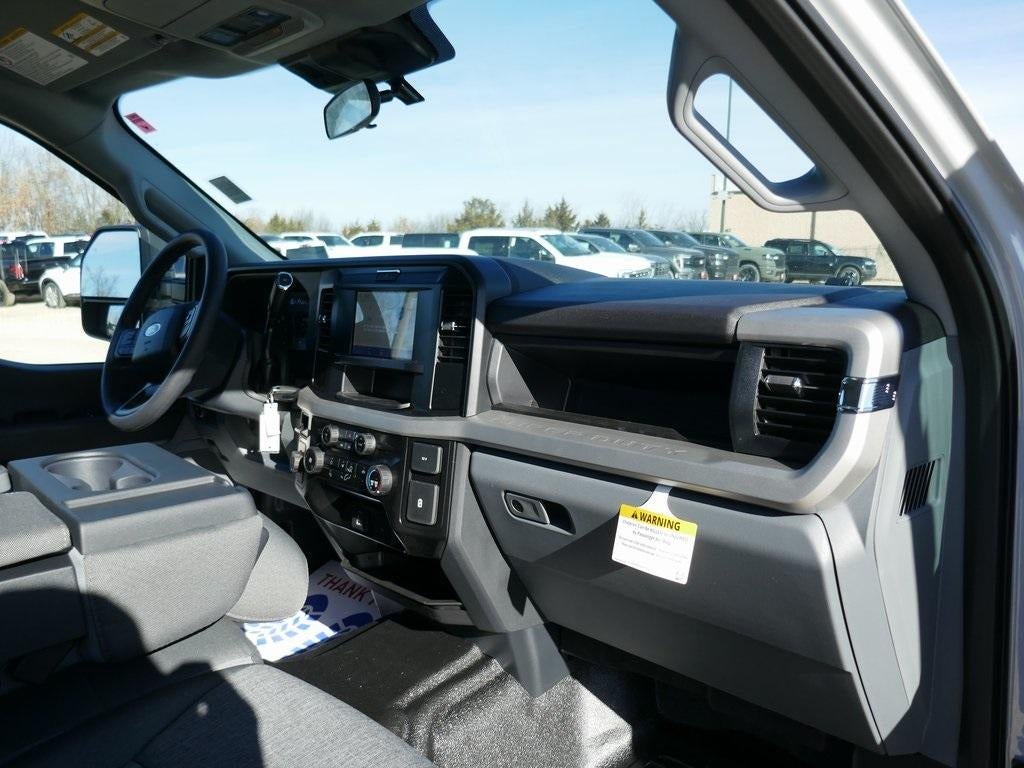 2026 Ford Super Duty F-250 SRW XL 4WD Crew Cab 6.75' Box