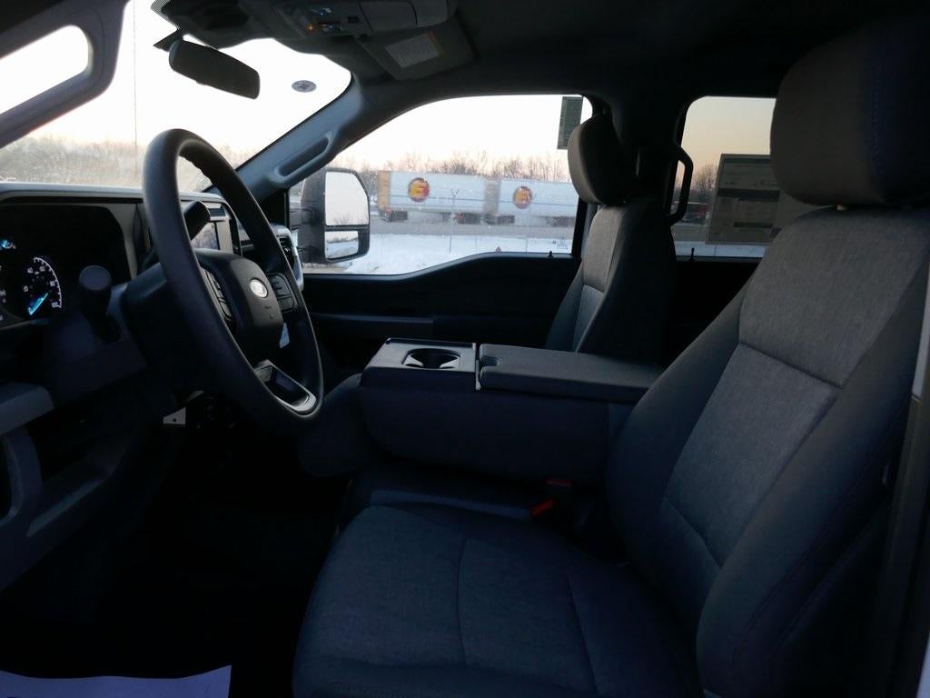 2026 Ford Super Duty F-250 SRW XL 4WD Crew Cab 6.75' Box