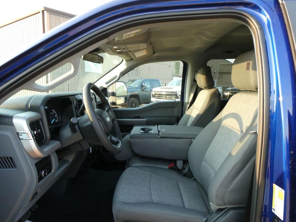 2026 Ford Super Duty F-250 SRW XL 4WD Crew Cab 6.75' Box