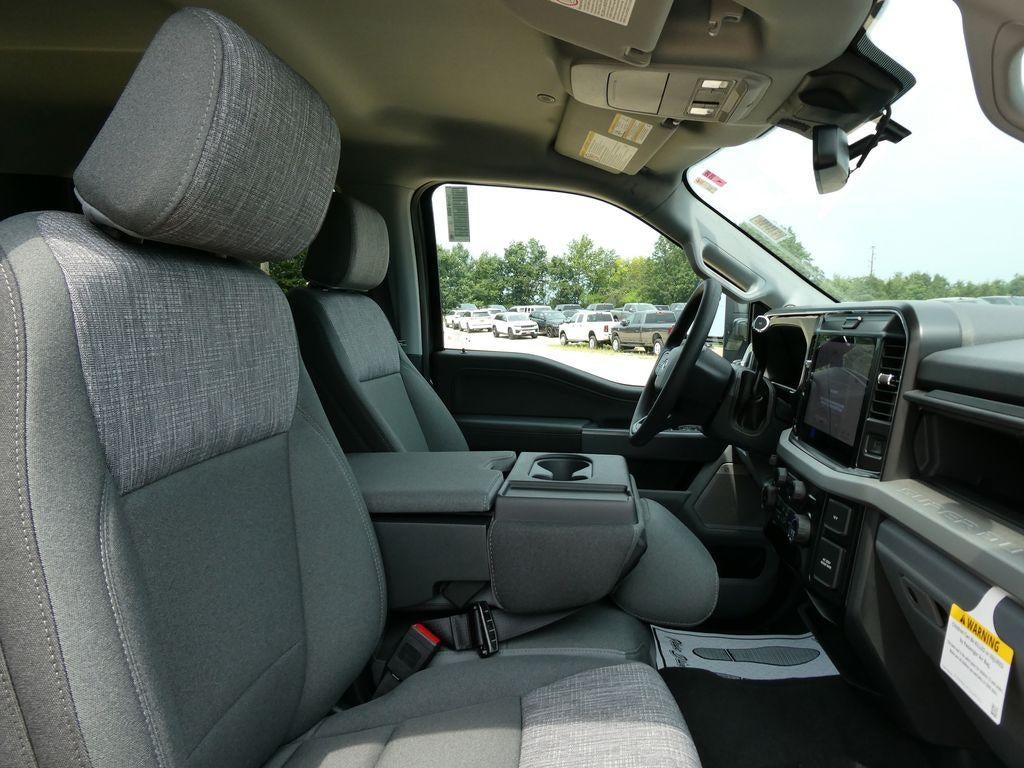 2026 Ford Super Duty F-250 SRW XLT 4WD Crew Cab 6.75' Box