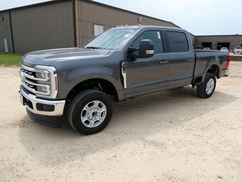 2026 Ford Super Duty F-250 SRW XLT 4WD Crew Cab 6.75' Box