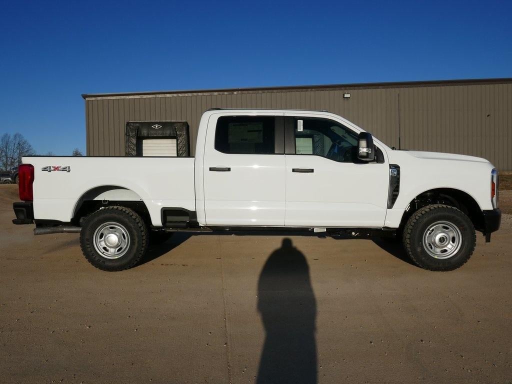 2026 Ford Super Duty F-250 SRW XL 4WD Crew Cab 6.75' Box