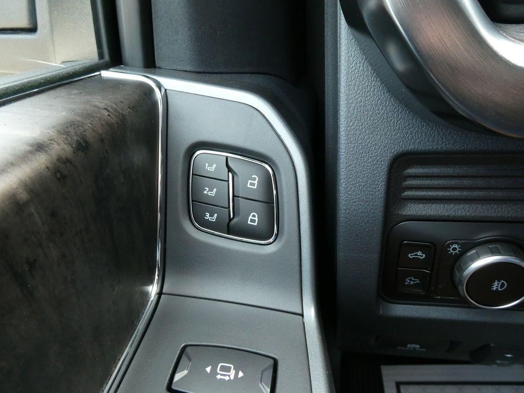 2026 Ford Super Duty F-250 SRW LARIAT 4WD Crew Cab 6.75' Box