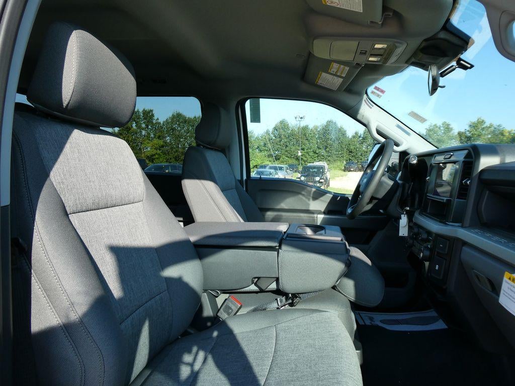 2026 Ford Super Duty F-250 SRW XL 4WD Crew Cab 6.75' Box