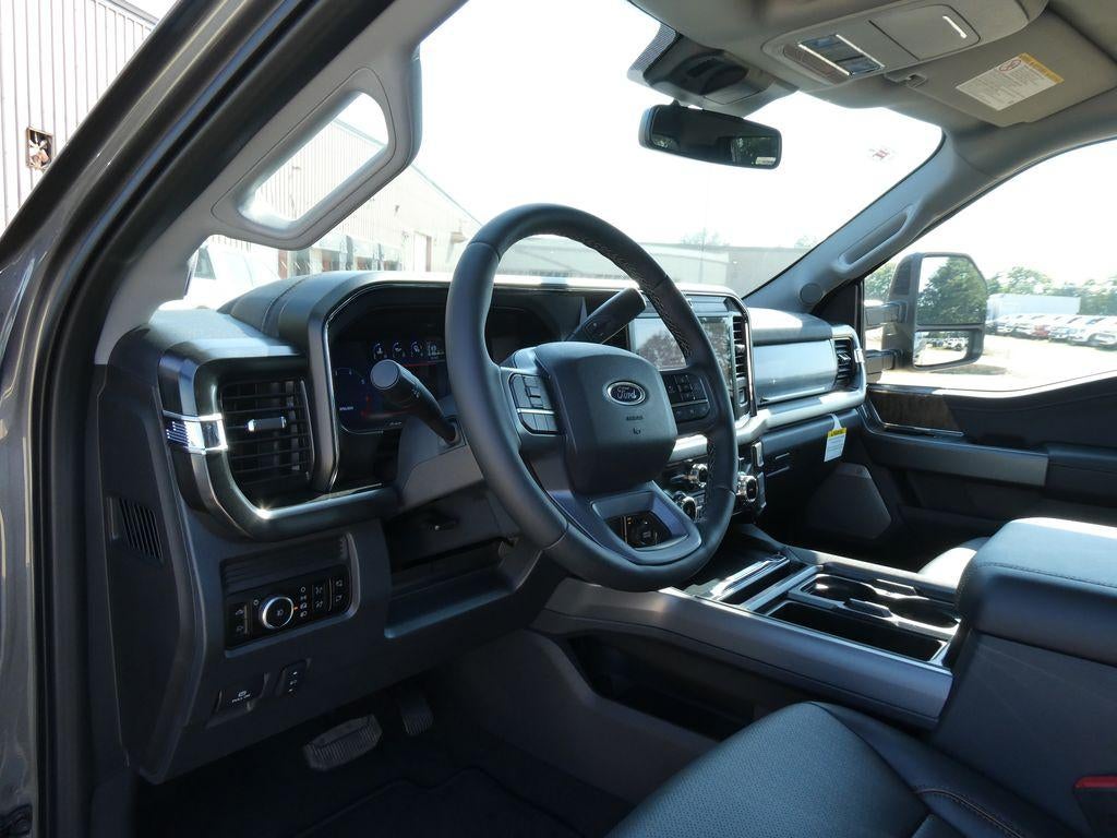 2026 Ford Super Duty F-250 SRW LARIAT 4WD Crew Cab 6.75' Box