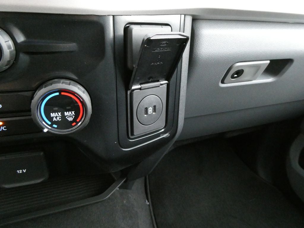 2026 Ford Super Duty F-250 SRW XL 4WD Crew Cab 6.75' Box
