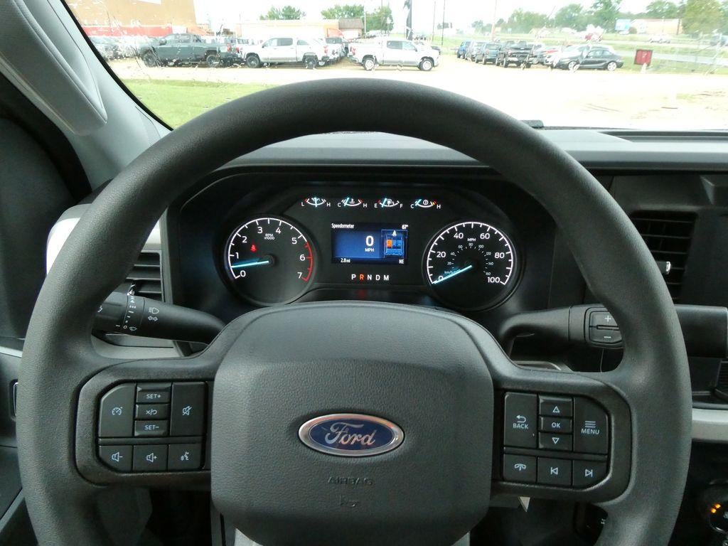 2026 Ford Super Duty F-250 SRW XL 4WD Crew Cab 6.75' Box