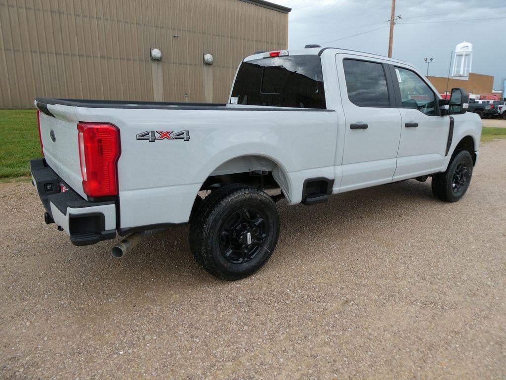 2026 Ford Super Duty F-250 SRW XL 4WD Crew Cab 6.75' Box