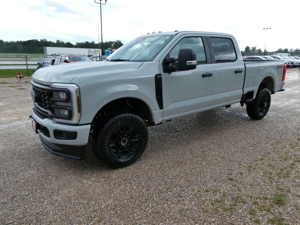 2026 Ford Super Duty F-250 SRW XL 4WD Crew Cab 6.75' Box