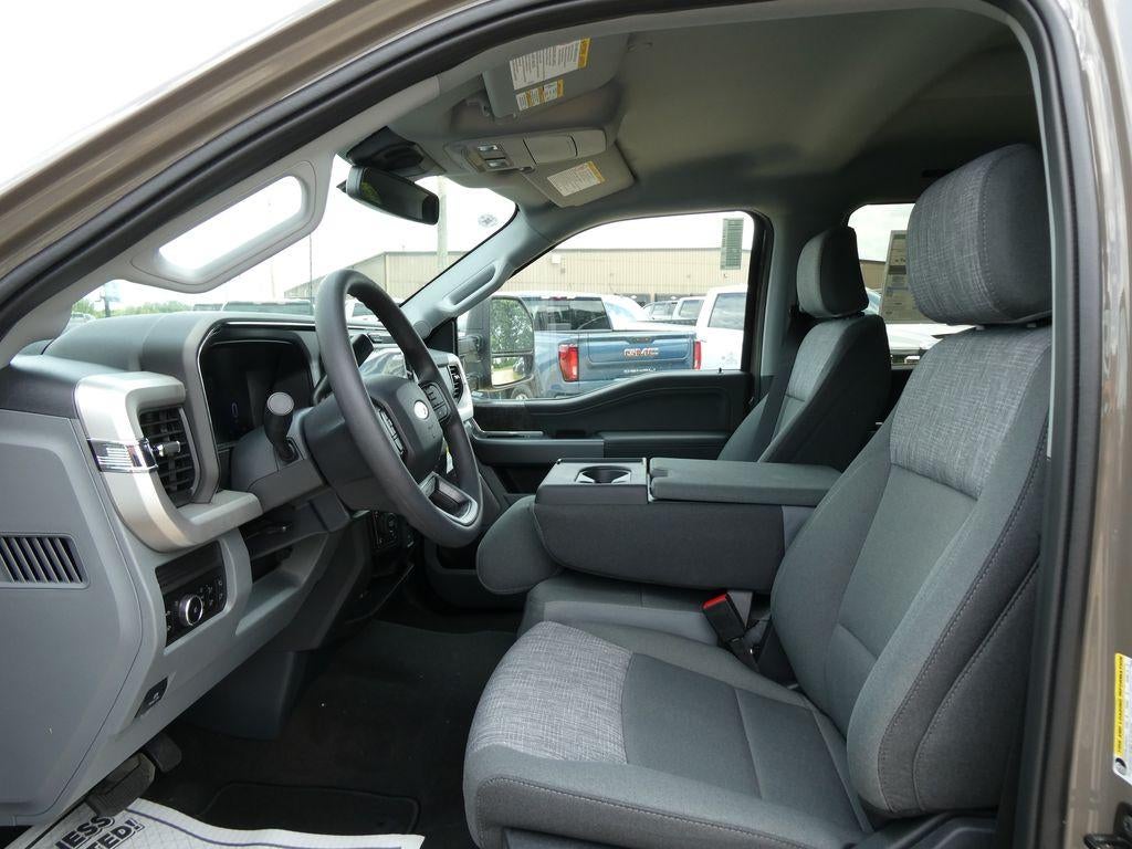 2026 Ford Super Duty F-250 SRW XLT 4WD Crew Cab 6.75' Box
