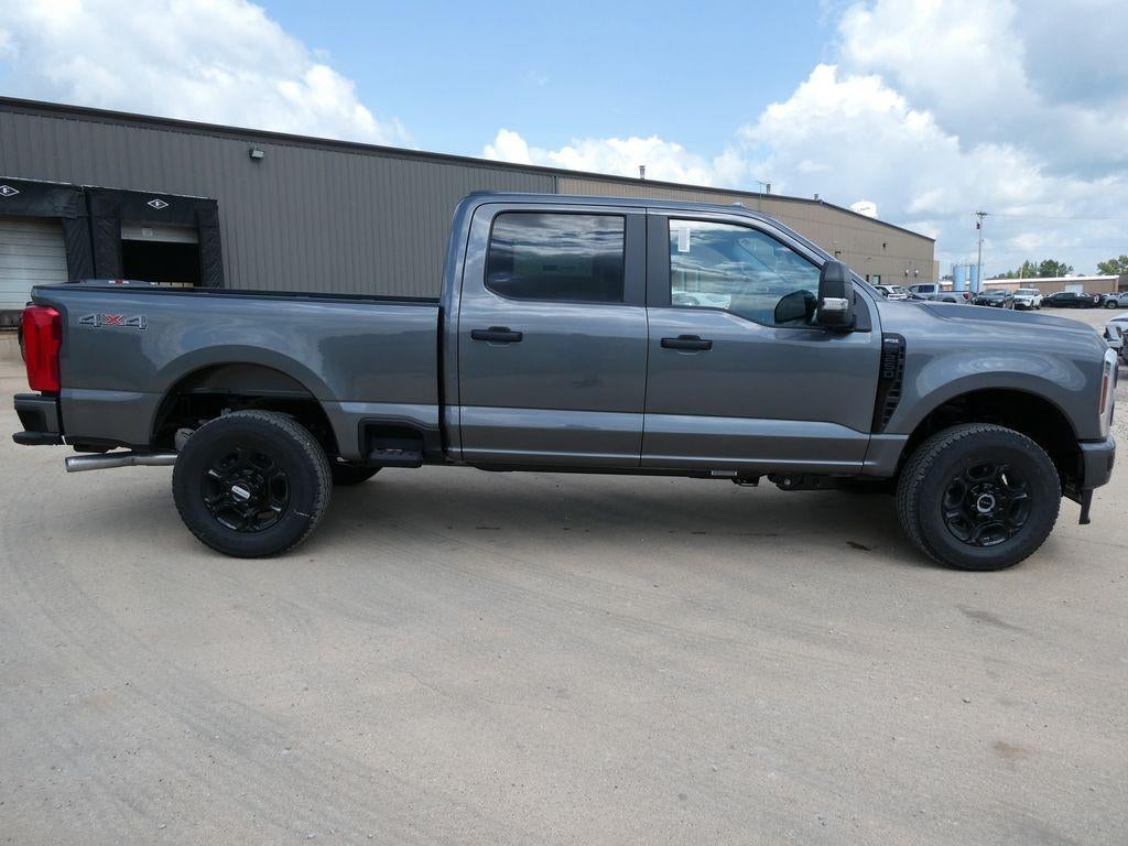 2026 Ford Super Duty F-250 SRW XL 4WD Crew Cab 6.75' Box