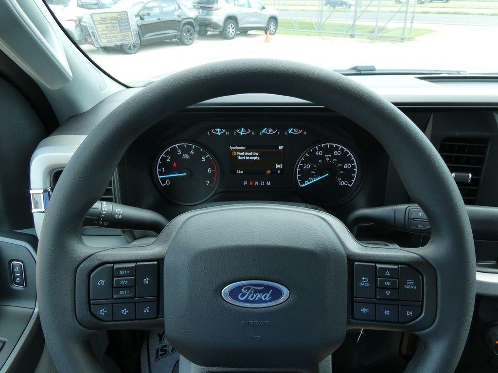 2026 Ford Super Duty F-250 SRW XL 4WD Crew Cab 6.75' Box
