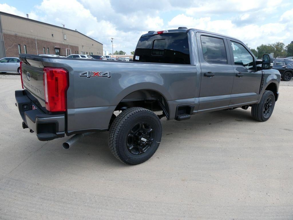 2026 Ford Super Duty F-250 SRW XL 4WD Crew Cab 6.75' Box