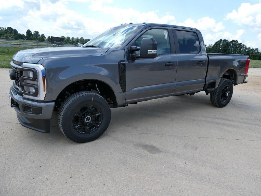 2026 Ford Super Duty F-250 SRW XL 4WD Crew Cab 6.75' Box
