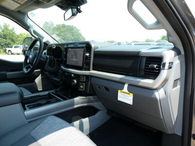 2026 Ford Super Duty F-250 SRW XLT 4WD Crew Cab 6.75' Box