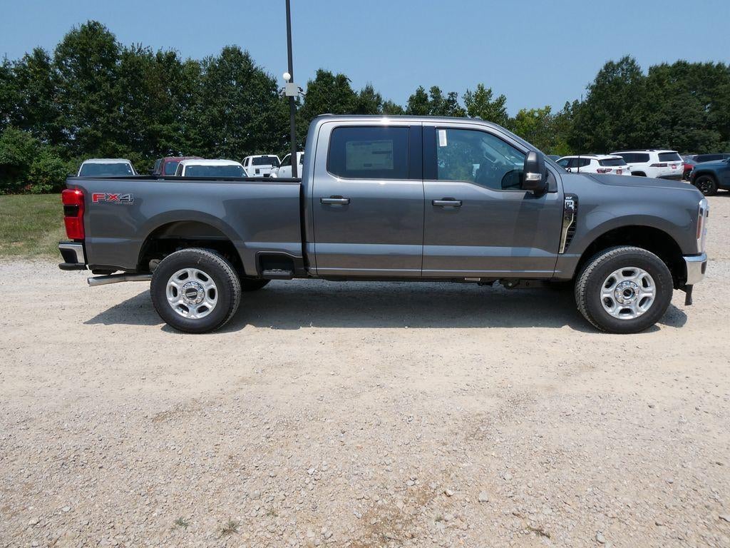 2026 Ford Super Duty F-250 SRW XLT 4WD Crew Cab 6.75' Box