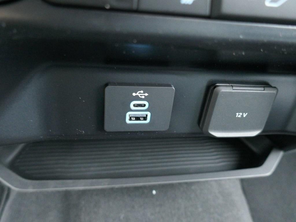 2026 Ford Super Duty F-250 SRW XLT 4WD Crew Cab 6.75' Box