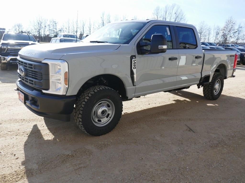 2026 Ford Super Duty F-250 SRW XL 4WD Crew Cab 6.75' Box