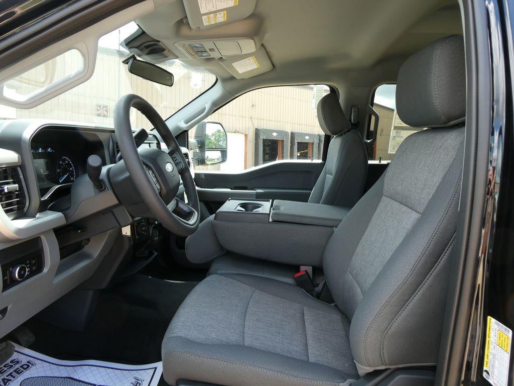 2026 Ford Super Duty F-250 SRW XL 4WD Crew Cab 6.75' Box